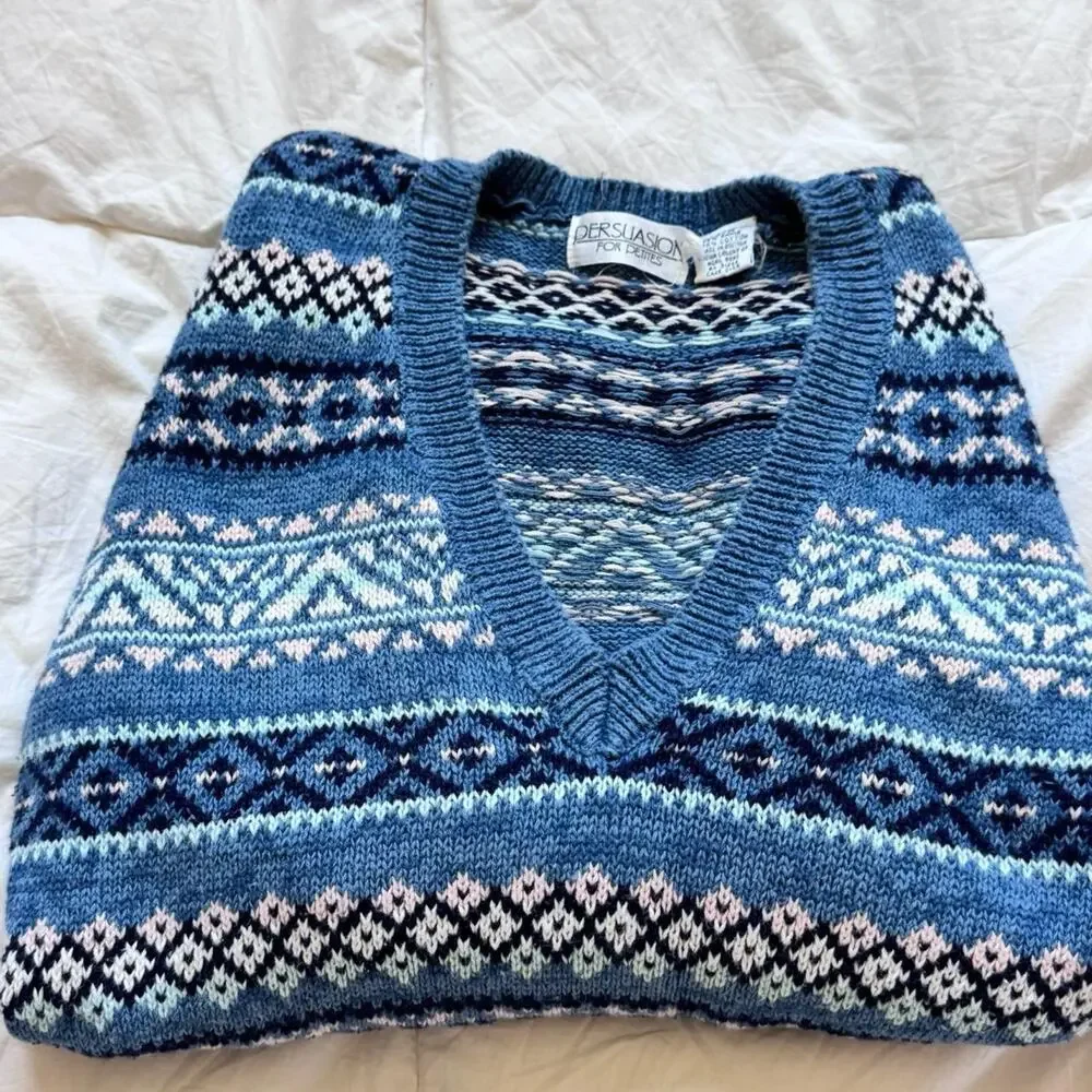 Vintage 90s fair isle blue knit v neck sweater sz PM cozy‎ cottagecore winter